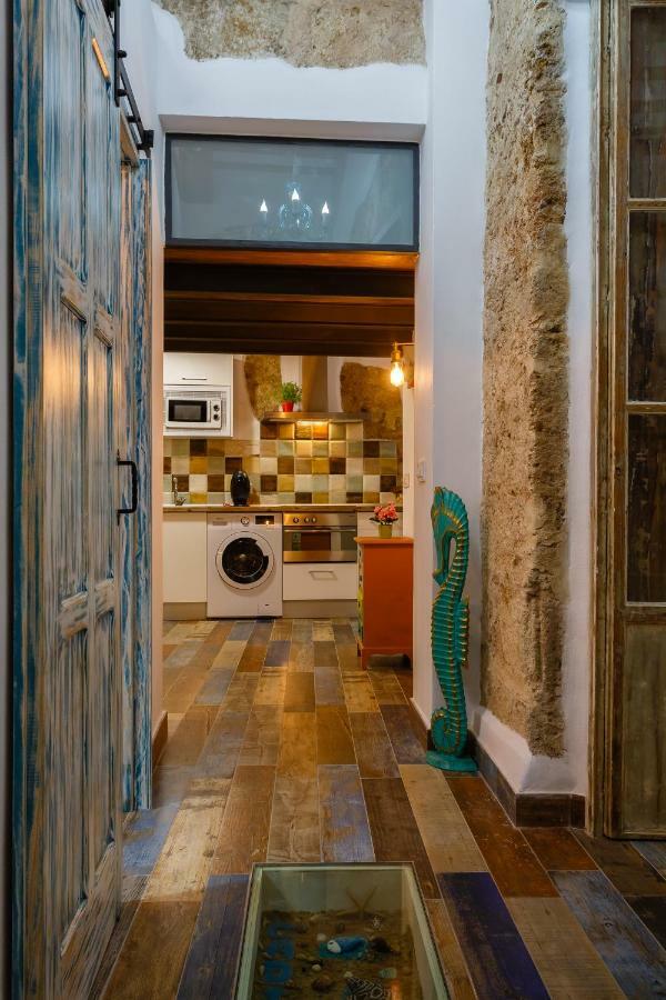 Noah House City Center - Historic Center Cadice Esterno foto